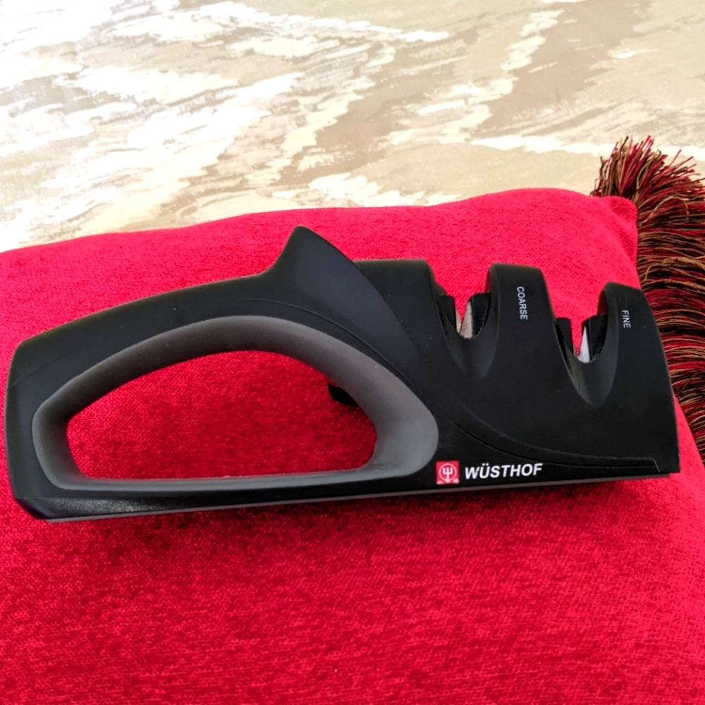 WUSTHOF 2-STAGE HAND-HELD KNIFE SHARPENER